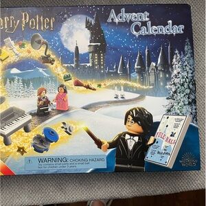LEGO Harry Potter Advent Calendar - Red, Blue, Black